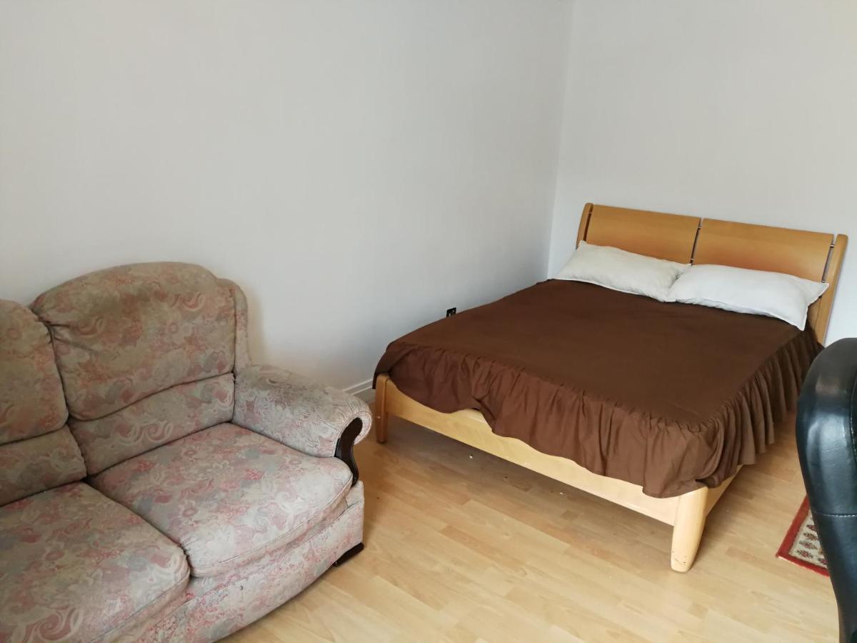 Budget Double Bedroom Near Glasgow City Centre And West End Экстерьер фото